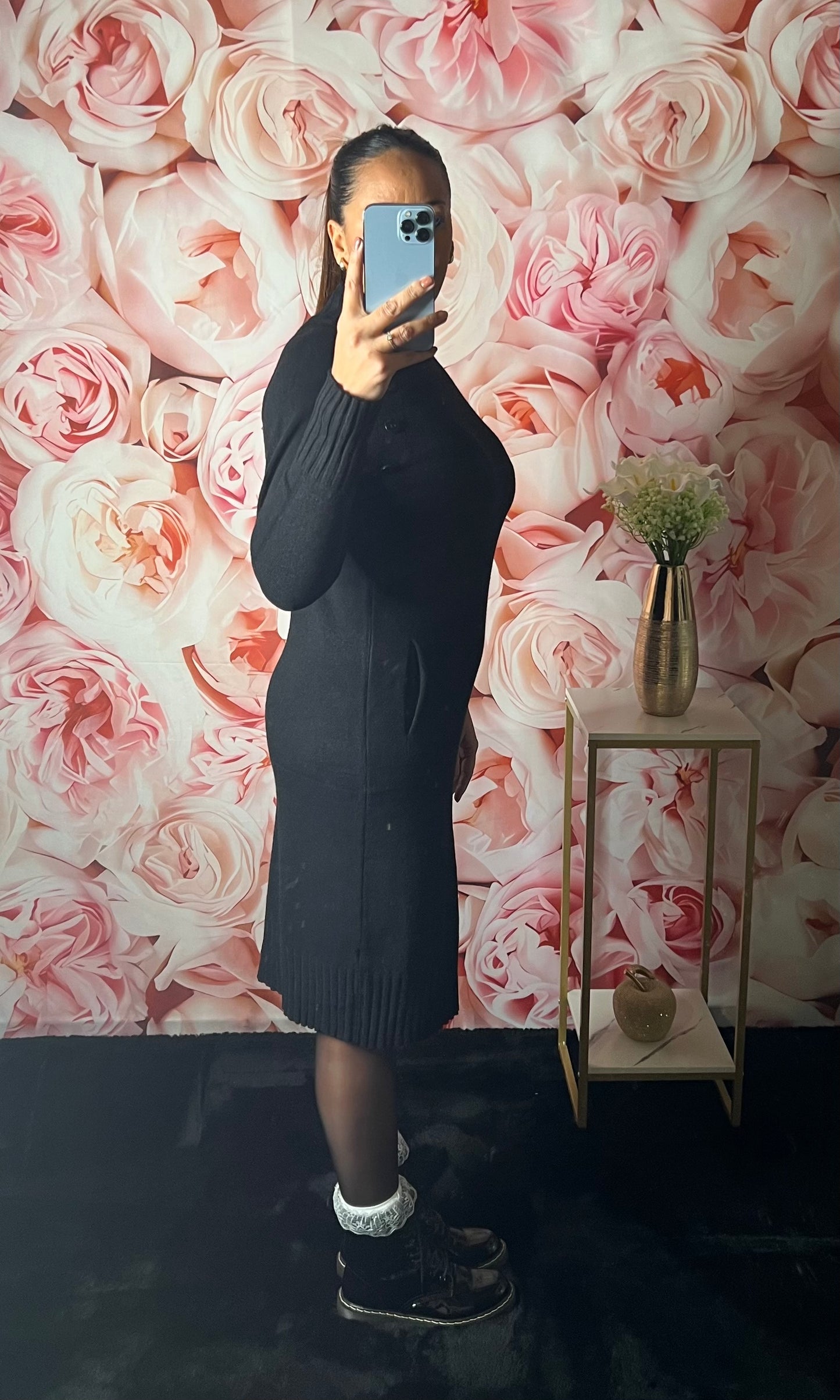 Robe Pull Boutonnée – Douce & Élégante Noire