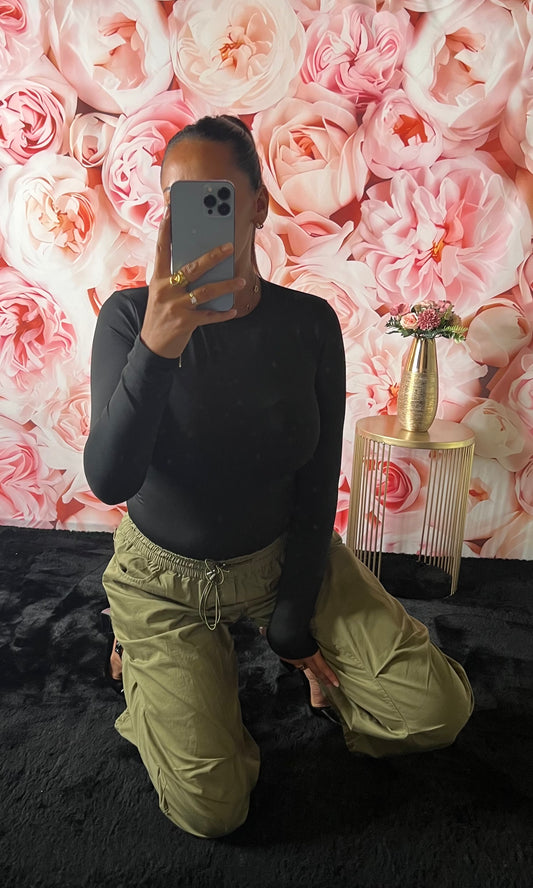 Body Col rond Noir (fermeture agrafe)