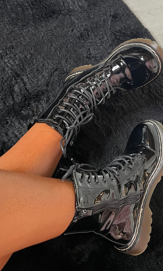 Bottine Vernis façon Doc Noire