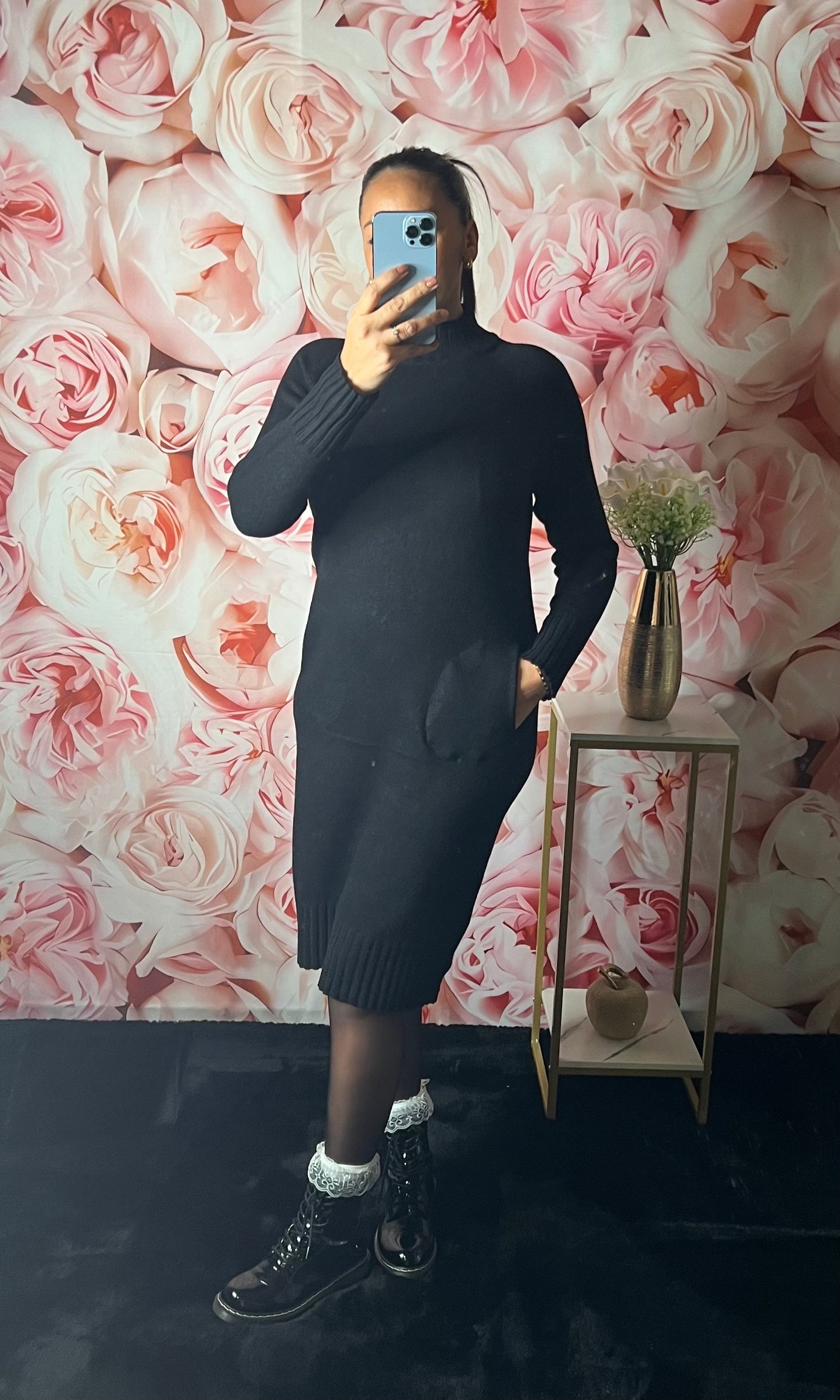 Robe Pull Boutonnée – Douce & Élégante Noire