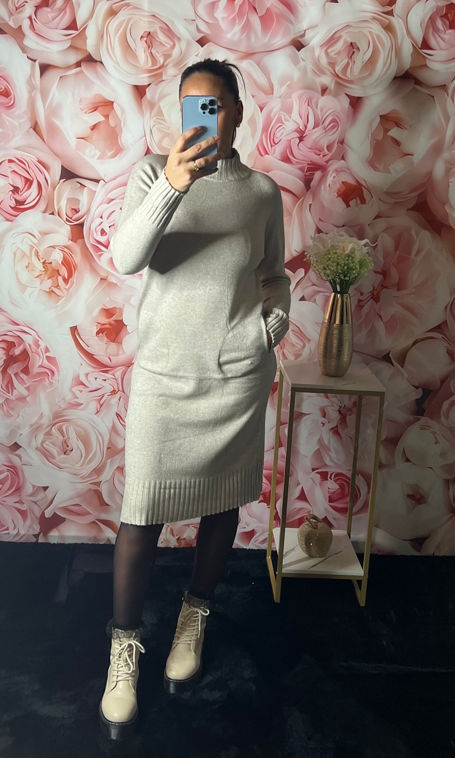 Robe Pull Boutonnée – Douce & Élégante Taupe