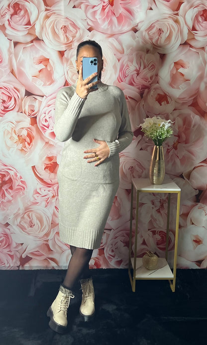 Robe Pull Boutonnée – Douce & Élégante Taupe