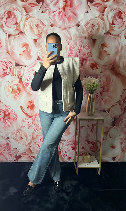 Gilet Sans Manches Texturé Beige – Chic & Confort