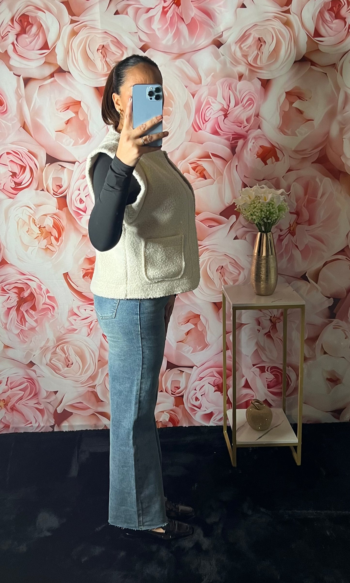 Gilet Sans Manches Texturé Beige – Chic & Confort