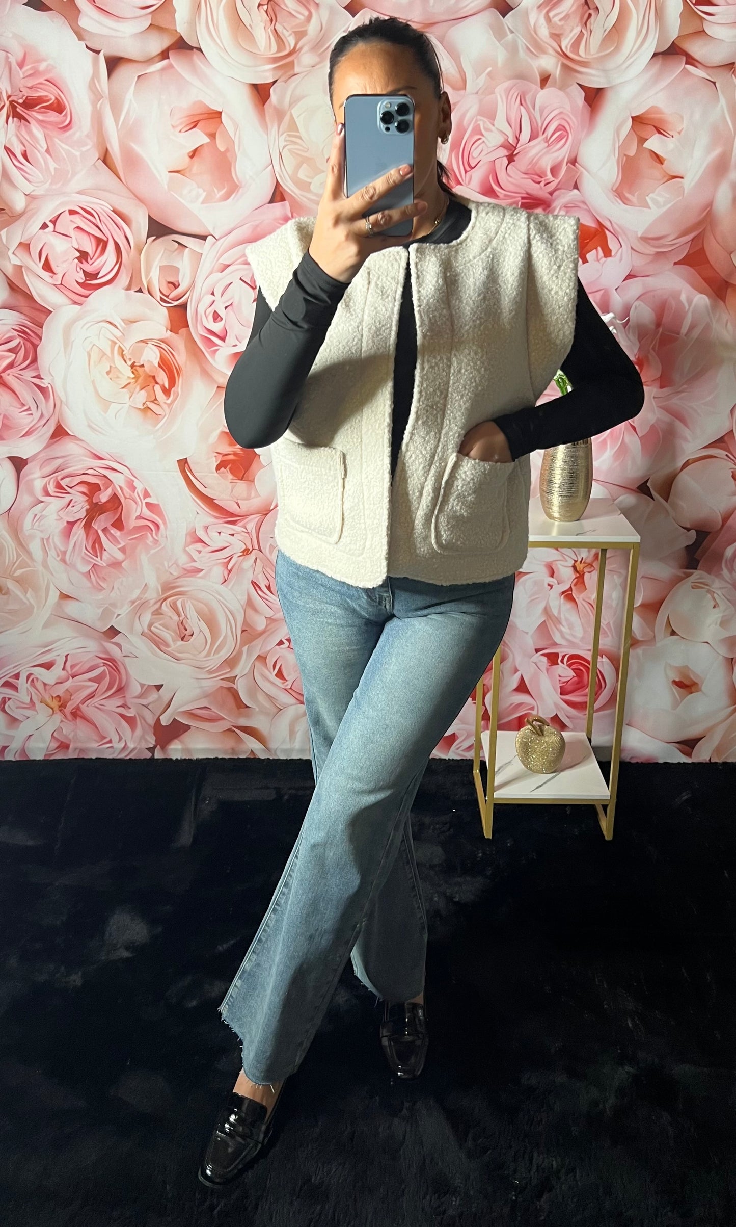 Gilet Sans Manches Texturé Beige – Chic & Confort