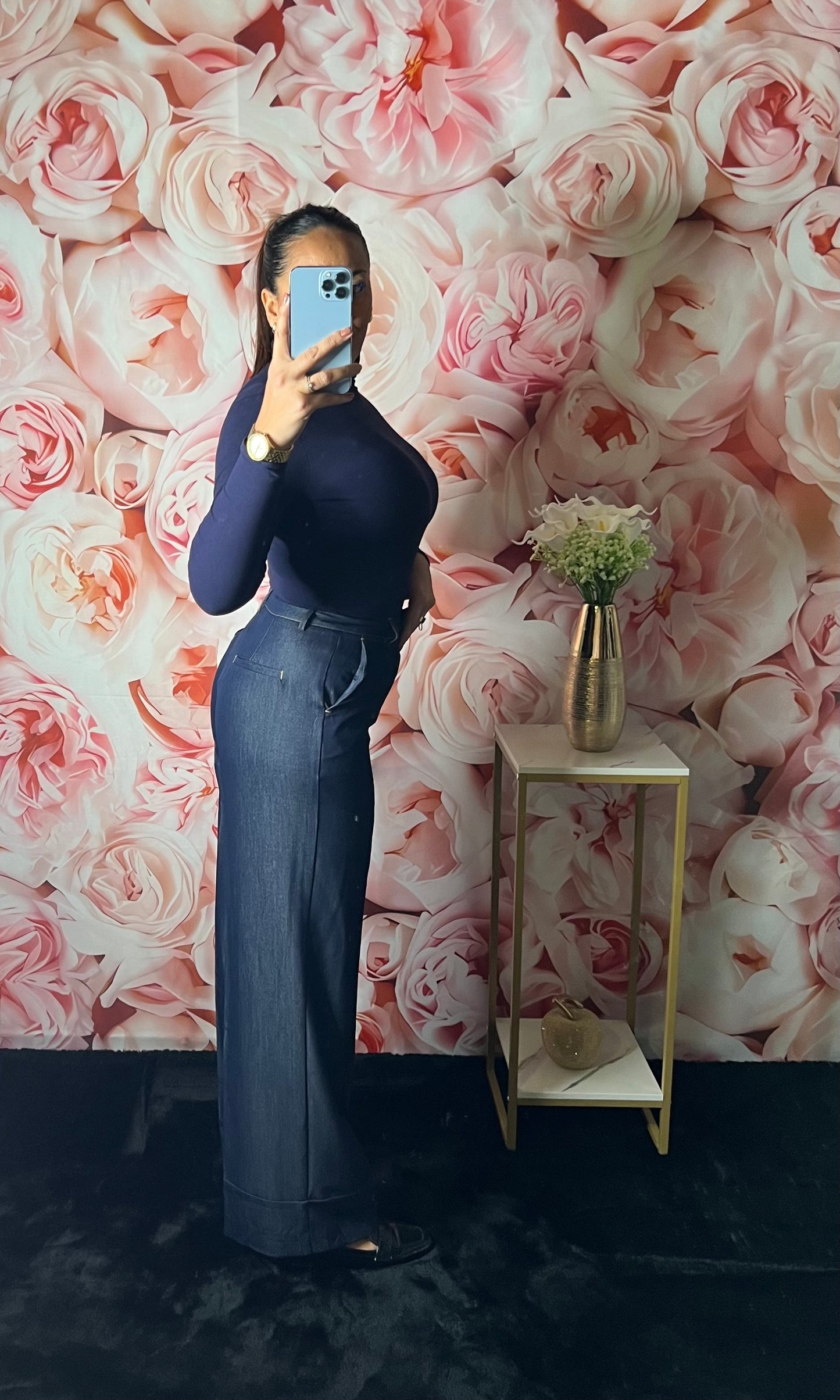 Pantalon Tailleur Large – Chic & Élégant