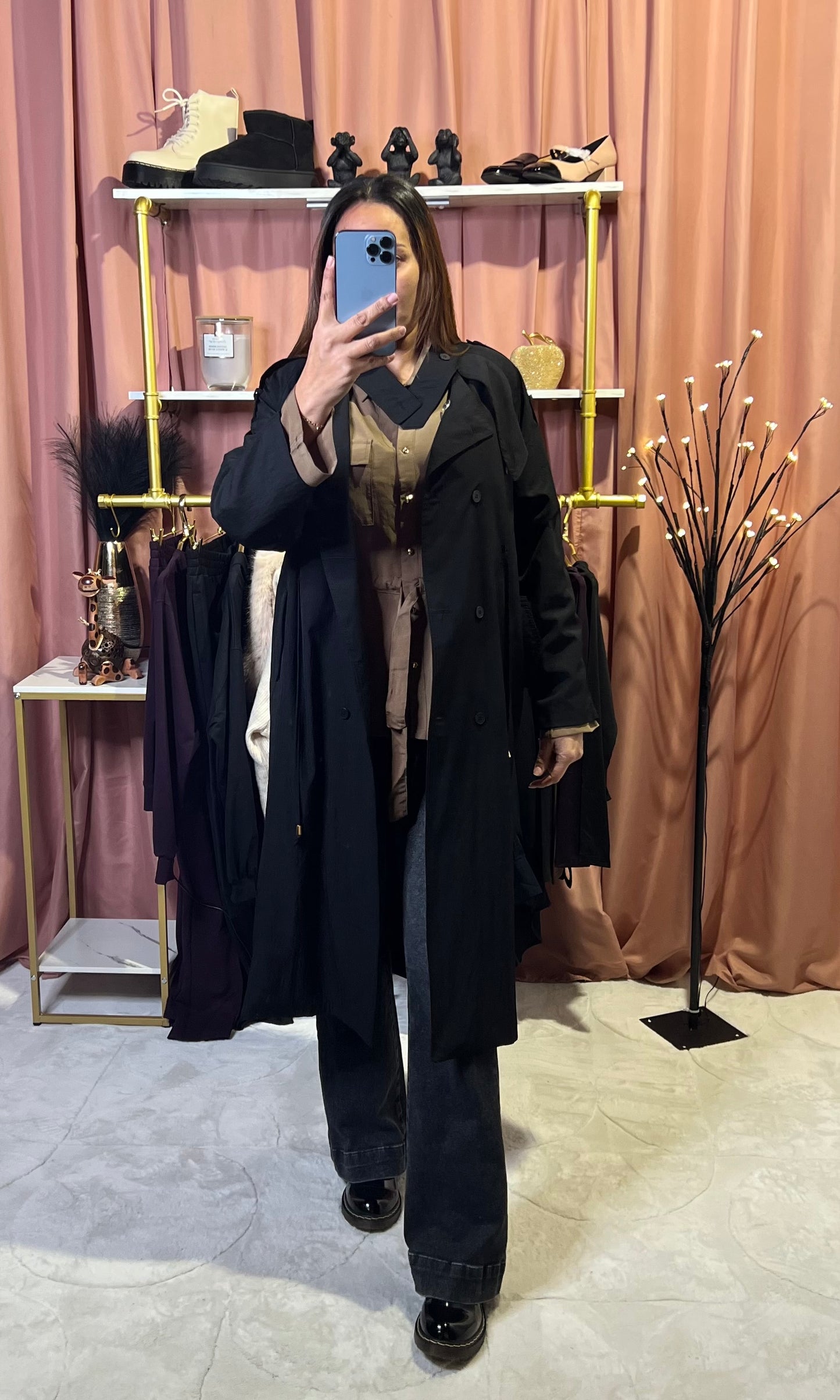 Trench-coat léger mi-long uni à double boutonnage, taille cintrée